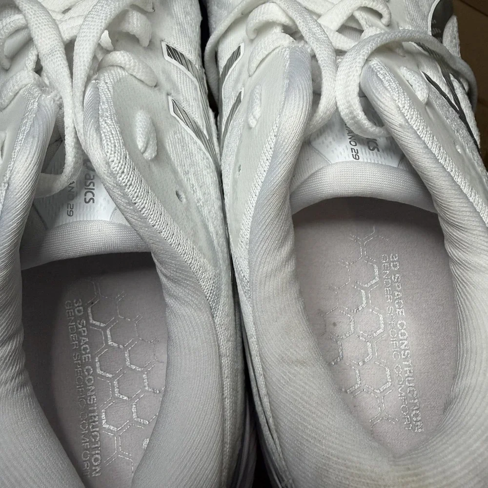 ASICS Gel-Kayano 29 Platinum White Pure Silver 1012B298 Women's 10 Running Shoes